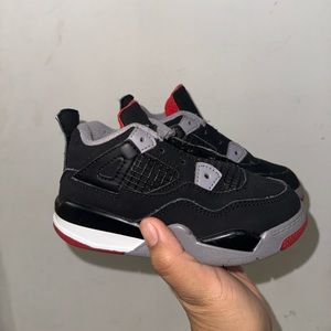 TODDLER JORDAN RETRO 4S